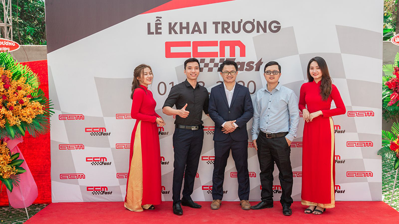 tổ chức sự kiện