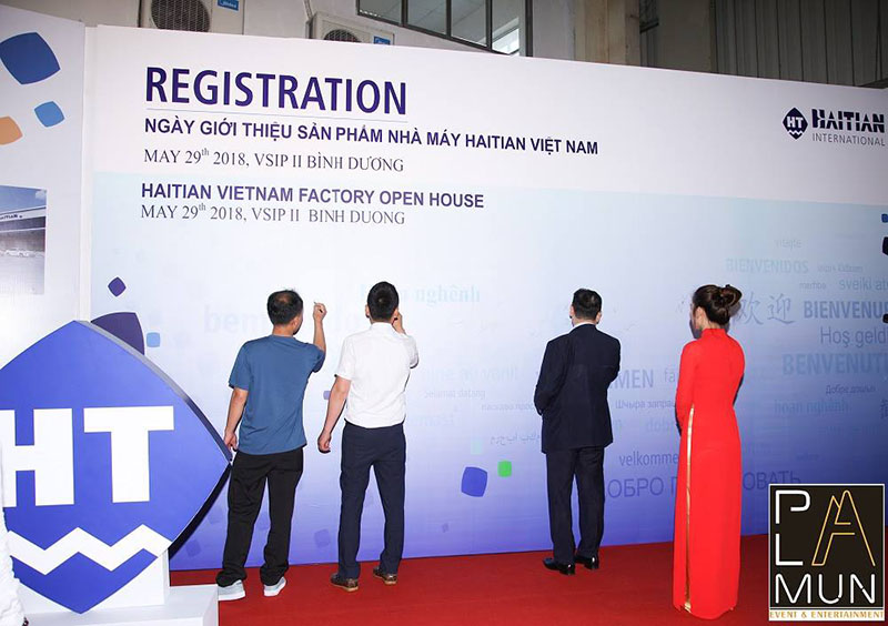 tổ chức sự kiện