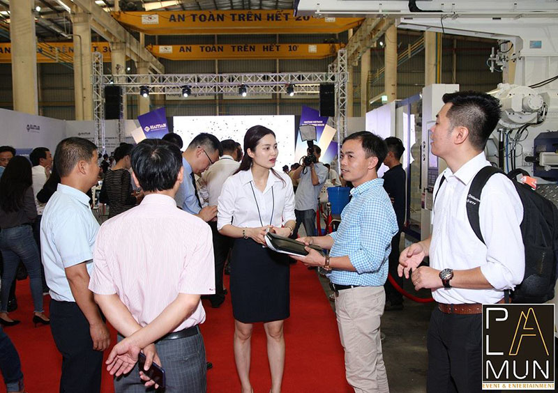 lễ ra mắt và giới thiệu sản phẩm