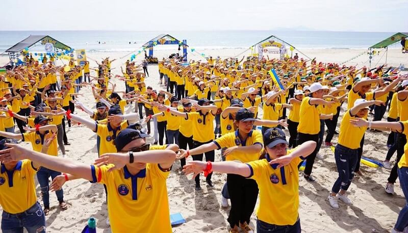 tổ chức company trip