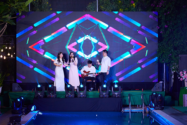 lễ kỷ niệm 20 năm ngày cưới