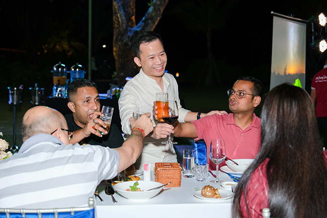 company trip công ty Carrier Vietnam