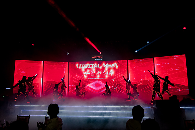 tiệc tri ân khách hàng Viettel 2022