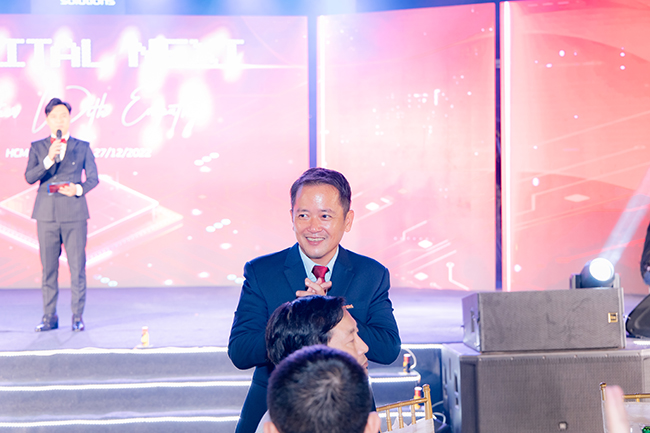 tiệc tri ân khách hàng Viettel 2022