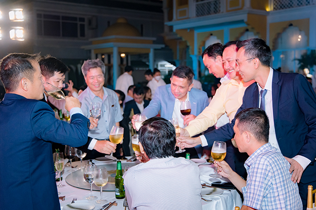 tiệc tri ân khách hàng Viettel 2022