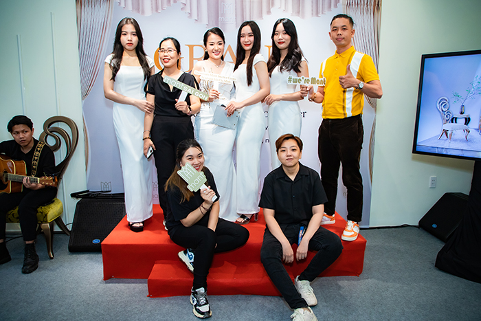 khai trương showroom Mant