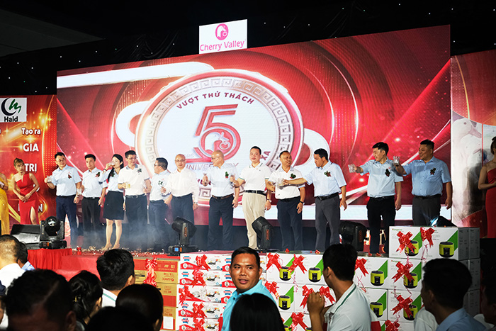 5 năm thành lập và tất niên công ty Bình An Phát