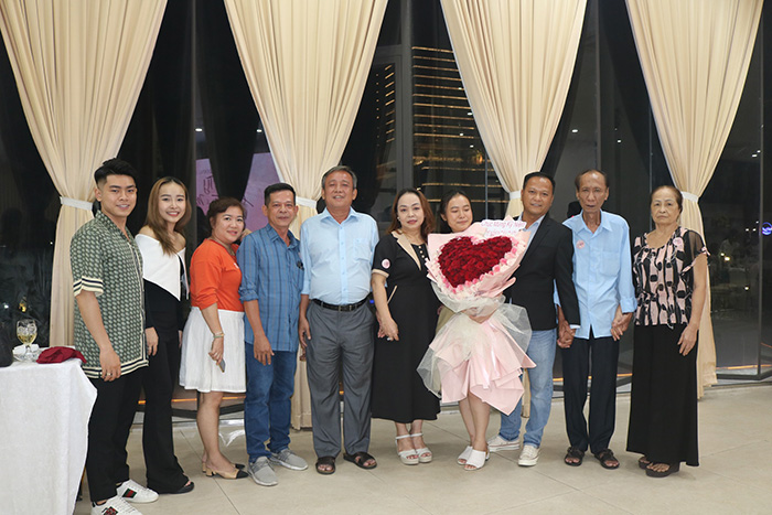 kỷ niệm 10 năm ngày cưới
