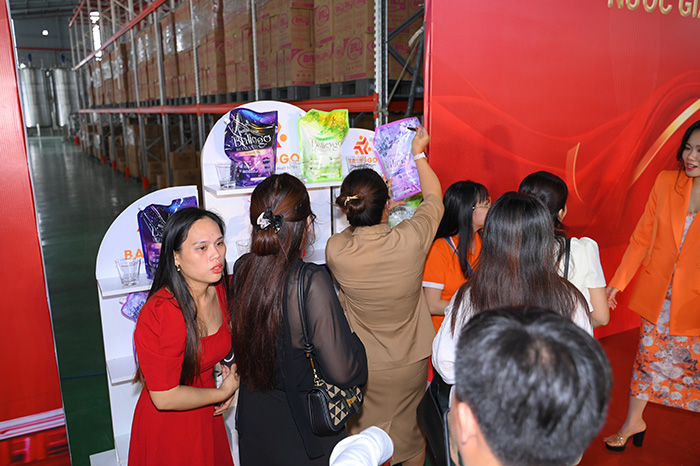 Lễ ra mắt sản phẩm mới