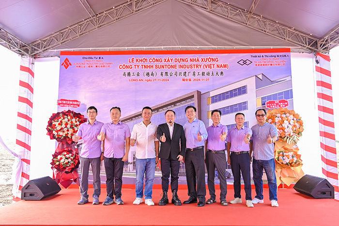Chụp hình lưu niệm và bế mạc chương trình