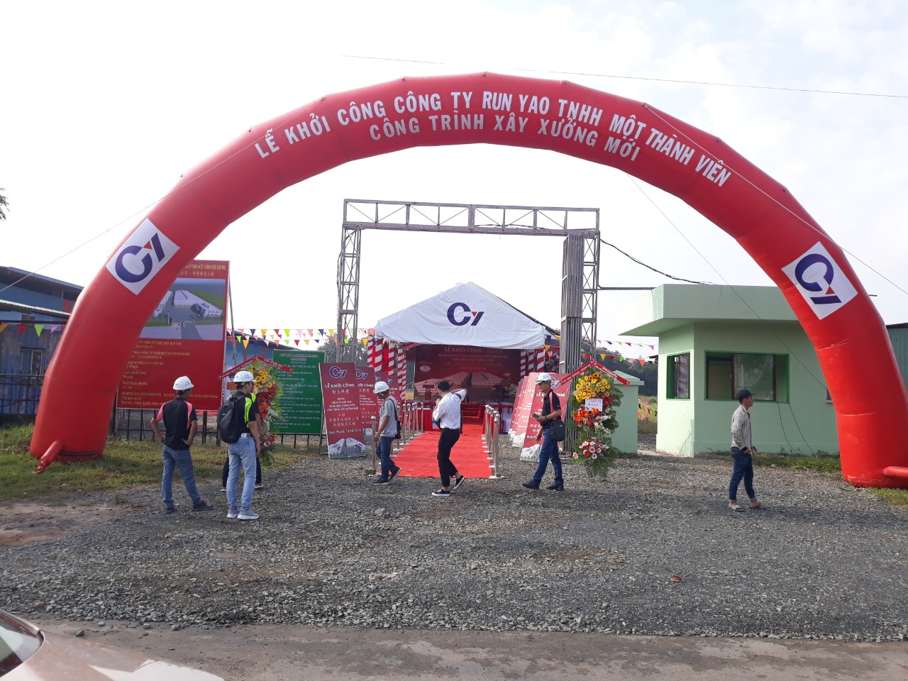 23ef3890906f76312f7e-1