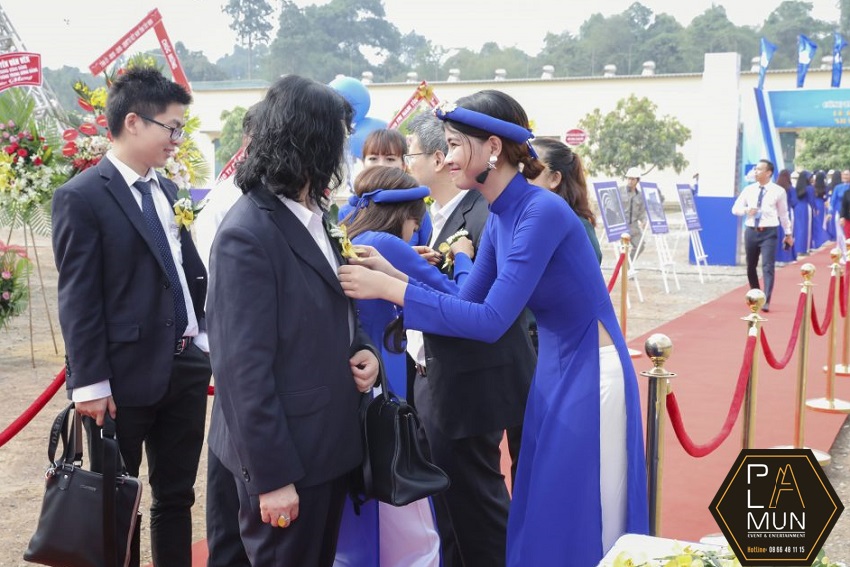 bat-mi-qua-tang-le-khanh-thanh-sang-tao-y-nghia-va-thanh-cong-4