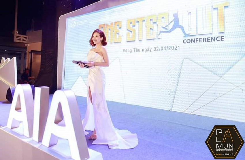 du-toan-chi-phi-to-chuc-tiec-tri-an-khach-hang-đay-du-tu-a-z