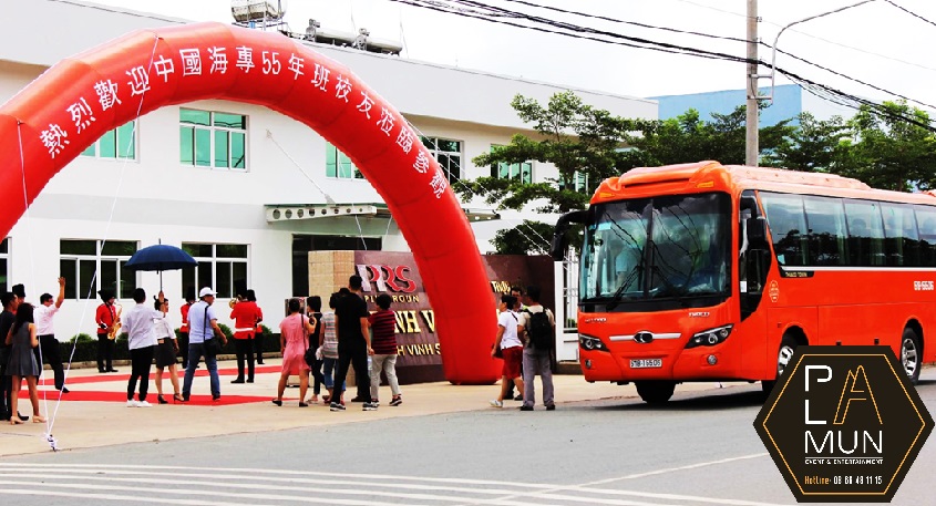 le-don-khach-tham-quan-nha-may-cong-ty-binh-vinh-sai-gon-1