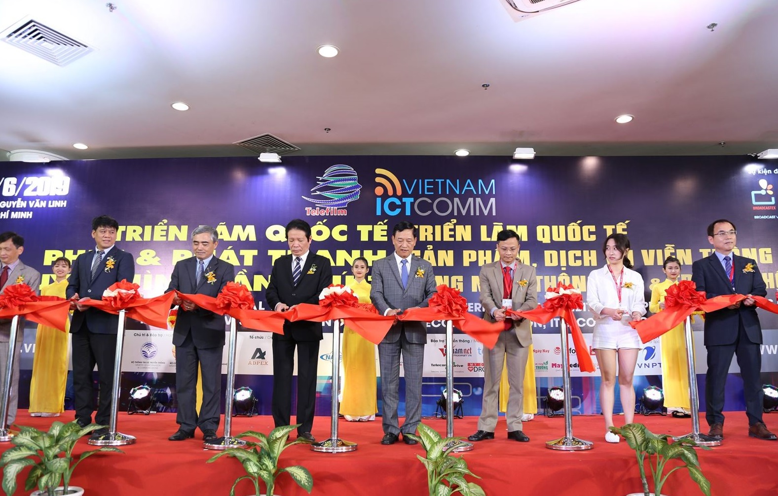 trien-lam-cong-nghe-thong-tin-truyen-thong-2020-3