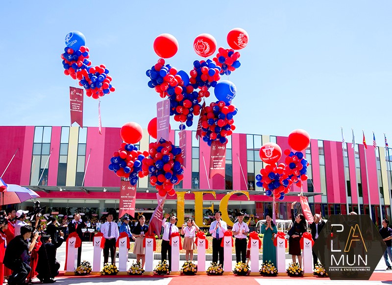 y-nghia-cua-viec-tha-bong-bong-bay-mung-le-khanh-thanh-3