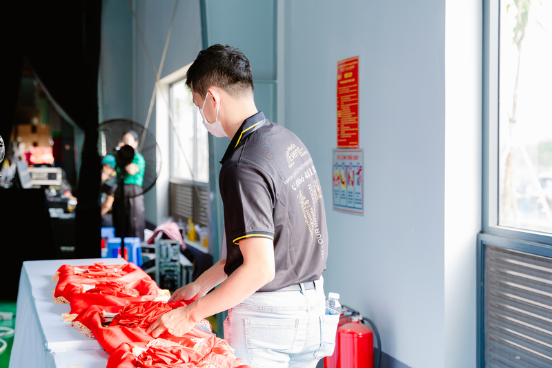 Bước phối cảnh hoàn toàn không thể thiếu để đảm bảo thực tế địa hình phù hợp với kỳ vọng về quy mô và hiệu ứng của buổi lễ