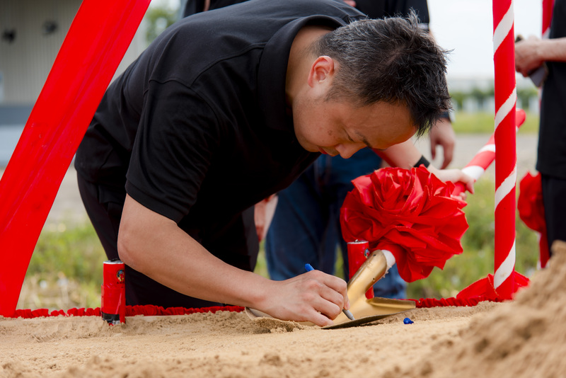 Chụp ảnh lưu niệm và bế mạc sự kiện