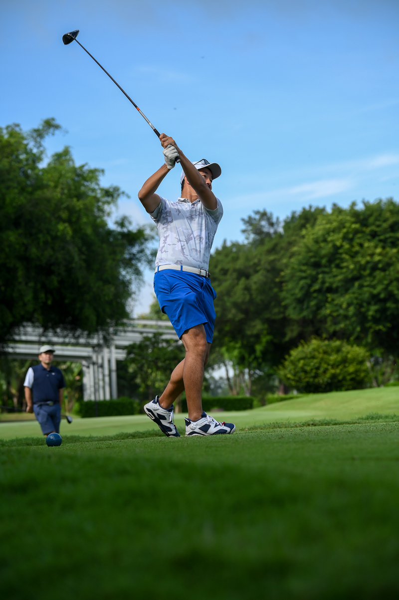 tổ chức giải đấu golf